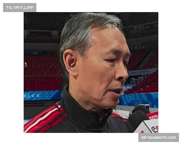 许利民防守纪律性顶尖，慢节奏磨比赛有一套但进攻保守